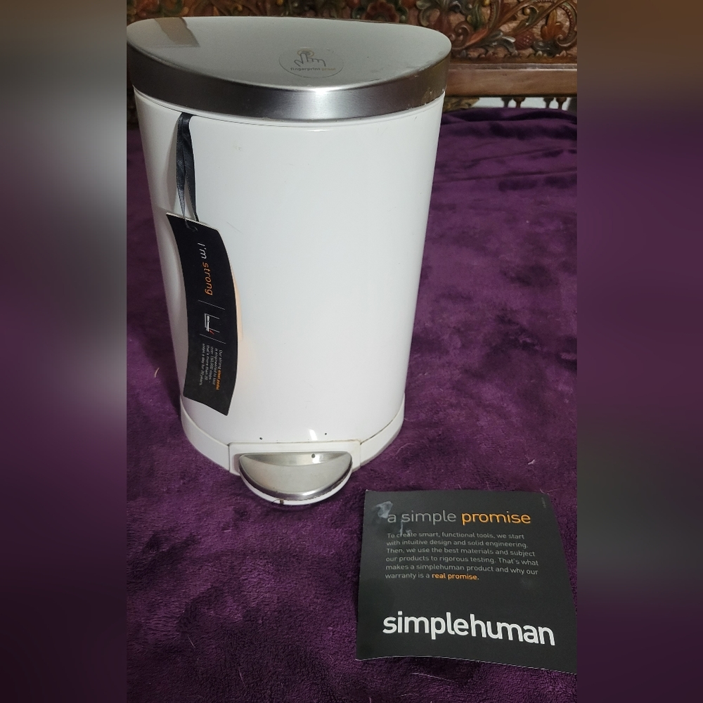 Simple Human Trash Can